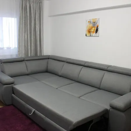 Cozy White Брашов