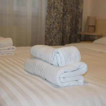 Cozy White Апартаменти