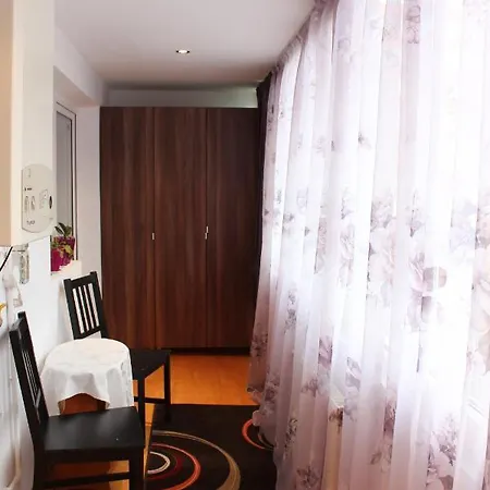 Cozy White * Брашов